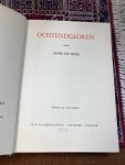 Vries, Anne de. - Reis door de nacht. Ochtendgloren Vries, Anne de. - Reis door de nacht. Ochtendgloren