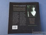 West, Kate. - De heksenketel Klassieke formules en recepten voor moderne heksen