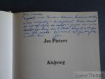 Pieters, Jos / Bamps, Jos (ill.). - Knipoog naar de tijd van toen.