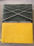 Guis Veenendaal - Spoorwegen in Nederland / van 1834 tot nu