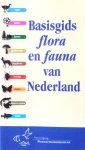 Gelderen , Jan van . ( Samensteller . ) [ isbn 9789070099367 ] - Basisgids  Flora  en  Fauna  van  Nederland . ( Handzaam in de grote van 10 x 18 cm gemakkelijk mee te nemen in plastic bescherm kaft om in de natuur determineren . ) Voor vogels , Planten , Bomen . Paddestoelen , Zoogdieren , Insecten , - )