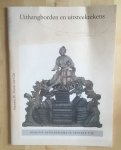 Barnhoorn, M. - Uithangborden en uitsteektekens : Dordtse gevelreklame in vroeger tijd