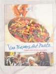 Vries de, Carin Leenders - Van Piepers tot Pasta. Recepten voor en door 3 generaties. Blue Band 75 jaar.