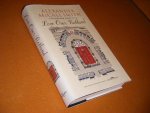 Alexander McCall Smith - Love Over Scotland A 44 Scotland Street Novel