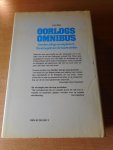 Woss, Fritz - Oorlogsomnibus. Met de titels: Honden, wilt ge eeuwig leven? en De vis begint aan de kop te stinken.