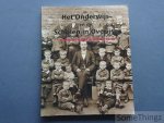 Van San, Piet. - Het onderwijs en de scholen in Overijse in de negentiende eeuw. met een knipoog naar de lokale politieke geschiedenis. Een verhaal ook van mensen uit ons dorp, hun levensbeschouwing, hun idealen, hun instellingen en verenigingen die ze hiervoo...