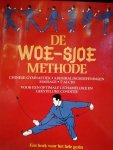 Tung , Timothy . [ isbn 9789024507764 ] 0618 - De  Woe - Sjoe  Methode ( Chinese Gymnastiek . Ademhalingsoefeningen . Massage .  Tai - Chi .  Voor een optimale lichamelijke en geestelijke conditie . Een boek voor het hele gezin . ) -