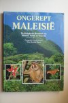 Payne, Junaidi; MacKinnon, John; Mountain, Alan; Whitten, Tony en Jane; Molloy, Les - 5 boeken SAMEN:  Ongerept Maleisie  &  NIEUW-ZEELAND  &  Indonesie  &  ZUID-AFRIKA  &  China