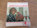 Sjouwerman, Vic - Spelen met eierdozen