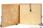 (Anonym) - Códice Borbónico manuscrito mexicano de la Biblioteca del Palais Bourbon (libro adivinatorio y ritual illustrado) publicado en facsímil 1981. (Reproduce la facsimilar publicada en Paris en 1899 por Ernest Leroux Éditeur en cromografia bajo la ... (Anonym) - Códice Borbónico manuscrito mexicano de la Biblioteca del Palais Bourbon (libro adivinatorio y ritual illustrado) publicado en facsímil 1981. (Reproduce la facsimilar publicada en Paris en 1899 por Ernest Leroux Éditeur en cromografia bajo la ...