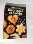 MOOLENAAR, I. - Klein gebak en koekjes - 60 overheerlijke recepten voor allerlei lekkernijen