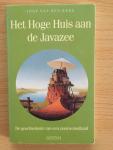 Berg, Joop van den - Het Hoge huis aan de Javazee. De geschiedenis van een zeeroverseiland.