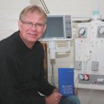 W. Altena - Plassen als een reiger