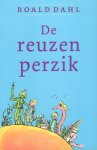 Dahl, Roald - De Reuzenperzik,  tekeningen van Quentin Blake, 159 pag. paperback, gave staat