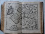 Halma, François. - Tooneel der Vereenigde Nederlanden, en onderhorige landschappen, Geopent in een Algemeen historisch, genealogisch, geographisch, En staatkundig woordenboek, Waar in de Aloude, de Opvolgende en Hedendaagsche Staat dezer gewesten naar de orde va...