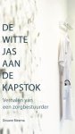 Douwe Biesma - De witte jas aan de kapstok