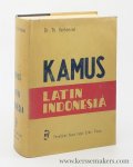 Verhoeven, P. Th. L. / Marcus Carvallo. - Kamus Latin - Indonesia.
