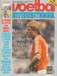 Diverse auteurs - Voetbal International 1986 # 21, voetbalweekblad met o.a. RONALD KOEMAN (AJAX, 4,5 p.+ COVER)/JO BONFRERE (3 p.)/DUITSLAND,DENEMARKEN & BELGIE(VOORBEREIDING WK MEXICO, 8 p.)/BAJESVOETBAL (4 p.)/PEC ZWOLLE EN MARTEN EIBRINK (2 p.), goede staat