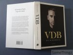 Stijn Vanderhaeghe. - VDB. De biografie. [Frank Vandenbroucke. Met origineel doodsprentje.]