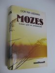 Leeman, Cor Ria - Mozes tussen god en proletariaat.
