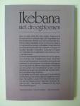 Knook Teding Berkhout, I.E. - Ikebana met droogbloemen