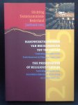 redactie: Stichting Textielcommissie Nederland - Jaarboek 2005 Handwerktechnieken van breischooltje tot textiellab  The preservation of religious textiles