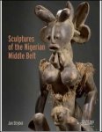 Jan Strybol. Fotografie: Dominique Provost - Central Nigerian Art Revisited- SCULPTURES OF THE NIGERIAN MIDDLE BELT