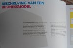 Hielkema, ir. Matthijs; Muis, Margriet MSc; Nijland, Fred; Fraanje, dr. ing. Peter. - Van Aannemen naar Ondernemen. - 18 nieuwe businessmodellen voor bouwbedrijven.