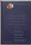D. Pinto 47672 - Interculturele communicatie, conflicten en management (ICCM) nieuwe theorie over verschillen tussen mensen : methode hoe om te gaan met deze verschillen : 80 cases uit de praktijk : met ruim 20 beoordelingen van de theorie en de methode