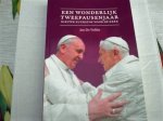 Volder, Jan De - Een wonderlijk tweepausenjaar nieuwe zuurstof voor de kerk Volder, Jan De - Een wonderlijk tweepausenjaar nieuwe zuurstof voor de kerk