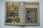 Giovanni Vergerio; Umberto Zimelli - Decorative Ironwork with 70 plates in full colour