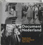 Jet Baruch - Document Nederland Nederland gefotografeerd 1975-2005. Een keuze uit 30 Jaar documentaire foto-opdrachten van het Rijksmuseum