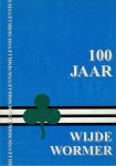 Stichting Wijde Wormer - 100 jaar Wijde Wormer een collage van gebeurtenissen uit de polder e.o. tussen 1900 en 2000 samengevat in twee knipsels per jaar Millennium