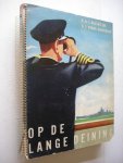 Bovens, G.A.J./  Naerebout, G.J. Frans, illustr. - Op de Lange Deining