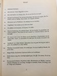 Zandstra, Evert - Onbekend Nederland. Drieëntwintig speurtochten naar het leven der mensen. Geïllustreerd met foto's van Bram Wisman, met kaarten van F.W. Michels en met facsilime's.