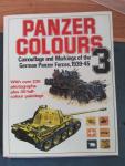 Bruce - Camouflage and Markings of the German Panzer Forces, 1939-45 (v. 3) (Panzer Colours)