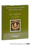Cluzel, Jean / Noël Passignat / a.o. - De velours et d'or. Un patrimoine bourbonnais méconnu : bannières et drapeaux des sociétés de secours mutuels de l'allier 19 ème - 20 ème siècles. Service patrimoine de la mutalité bourbonnaise, association des musées bourbonnais. Cluzel, Jean / Noël Passignat / a.o. - De velours et d'or. Un patrimoine bourbonnais méconnu : bannières et drapeaux des sociétés de secours mutuels de l'allier 19 ème - 20 ème siècles. Service patrimoine de la mutalité bourbonnaise, association des musées bourbonnais.