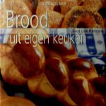 Palo , Annamaria . & Barbara Marchi . & Manuela Caldirola . [ isbn 9789073191105 ] - Brood uit Eigen Keuken . ( Duizenden jaren oud en nog altijd vers .  Als het om brood gaat, kent de wereld meer overeenkomsten dan verschillen . In dit boek vind de liefhebber van brood een uitgelezen keuze aan internationale recepten . )