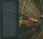 Broeke, W. van den ... [et al.] - Het spoor : 150 jaar spoorwegen in Nederland