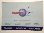 Redactie. - Blauw mapje Famous Douglas airplanes met 22 afbeeldingen van Douglas vliegtuigen.