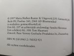 Hofker-Rueter, Maria [gesigneerd] - Uit mijn wereld. Aantekeningen over een tuin, tochten en reizen