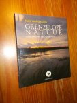 GAALEN, PAUL VAN, - Grenzeloze natuur in Nederland gefotografeerd.
