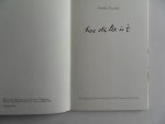Gezelle, Guido (gedichten); Wiegman, Christine (samenstelling en verluchtiging); Worm, Piet (kalligrafie). - Hoe Stille is `t. [ GENUMMERD LUXE exemplaar - 30 / 500 ].