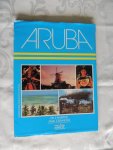 Hartog, Johannes  [tekst] en Alain Cramont [fotos] - Aruba