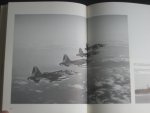Helfferich, W. - Nederlandse Koninklijke Luchtmacht van vliegclub tot strijdmacht Helfferich, W. - Nederlandse Koninklijke Luchtmacht van vliegclub tot strijdmacht