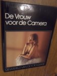 Revier, C.J. - De vrouw voor de camera