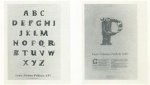 PROOST PRIKKELS. - 368: Twee affiches met alfabet van versierde initialen door Pam Rueter in hout gesneden