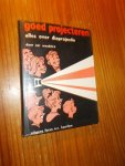 WOUDSTRA, COR, - Goed projecteren. Alles over diaprojectie.