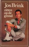 BRINK, JOS, - Zitten op de grond.