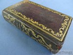 Anon. - Heures nouvelles, ou eucologe, contenant l'office des dimanches et fêtes de toute l'année, en latin et en français, avec des instructions.